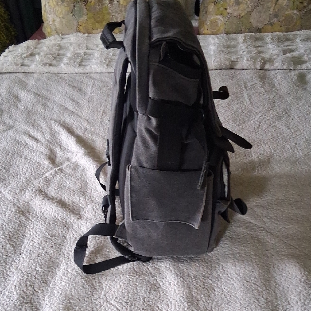 Stylish Gray Canvas Camera  Backpack - Picture 2 of 11